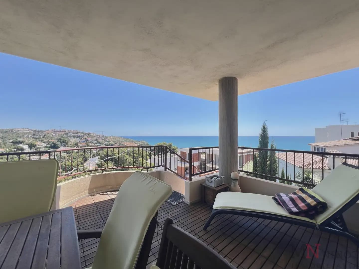 4 slaapkamer Halfvrijstaande villa te koop in Oropesa  - € 650.000 (Ref: 10081677)