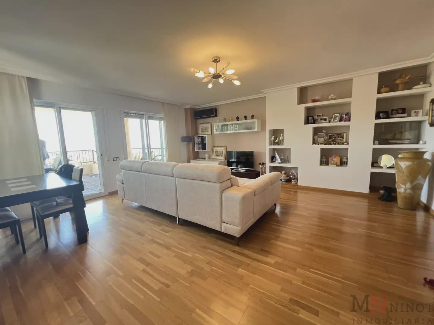 4 slaapkamer Halfvrijstaande villa te koop in Oropesa  - € 650.000 (Ref: 10081677)