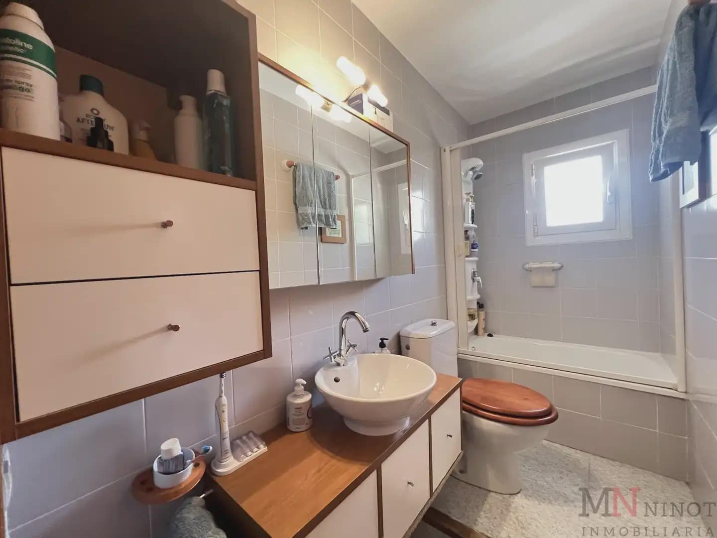 4 slaapkamer Halfvrijstaande villa te koop in Oropesa  - € 650.000 (Ref: 10081677)