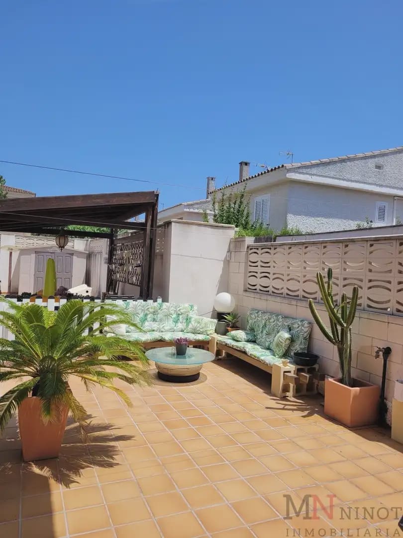 4 soverom Villa til leie i Benicassim med svømmebasseng garasje - € 2 500 (Ref: 10081685)