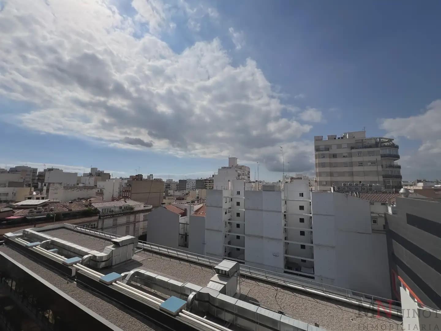 Appartement de 3 chambres à louer à Castello de la Plana - 1 000 € (Ref: 10081686)