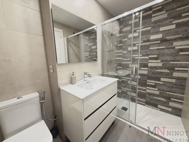 3 soveværelse Lejlighed til leje i Este, Castelló de la Plana med swimmingpool garage - € 1.000 (Ref: 10102809)