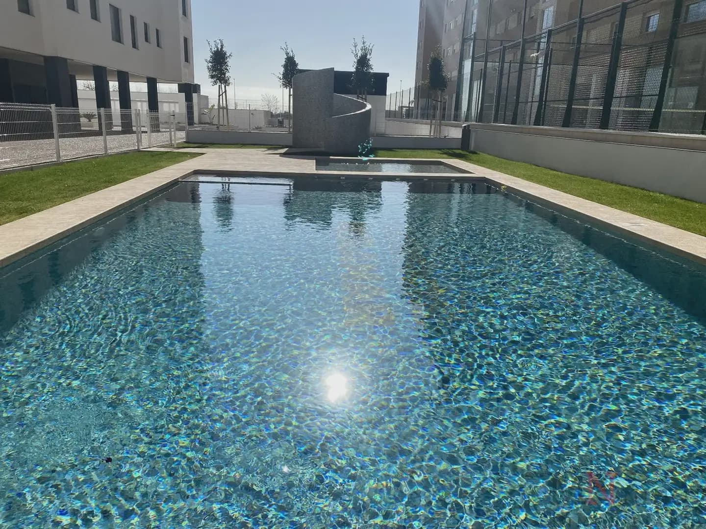 3 soveværelse Lejlighed til leje i Castello de la Plana med swimmingpool garage - € 1.000 (Ref: 10102809)