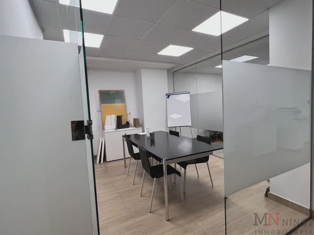 Kantoor te huur in Centro, Castelló de la Plana - € 350 (Ref: 10117424)