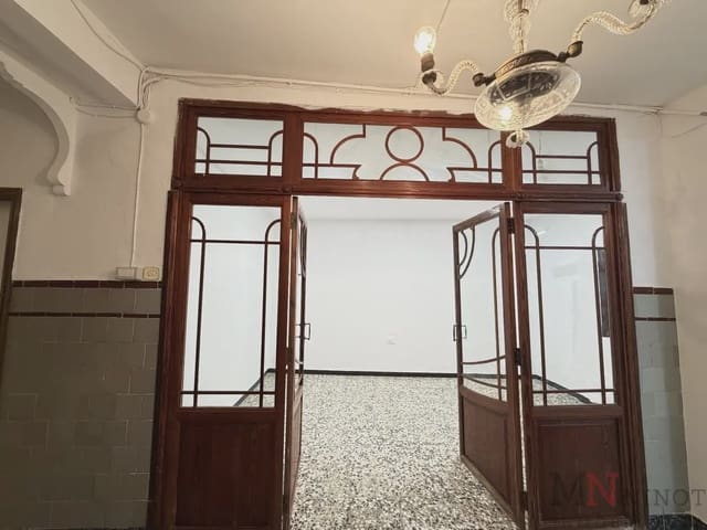 Kaupallinen vuokrattavana paikassa Almassora / Almazora - 650 € (Ref: 10150536)