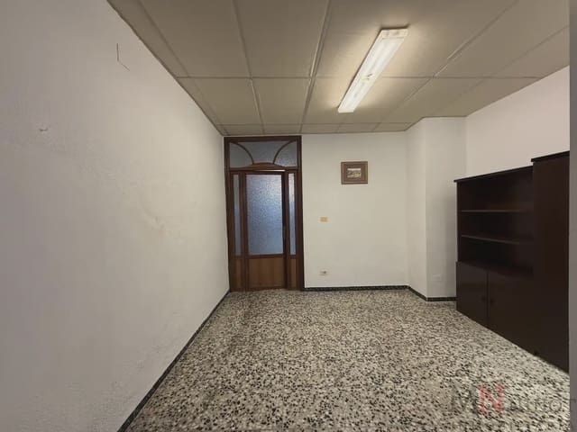Kaupallinen vuokrattavana paikassa Almassora / Almazora - 650 € (Ref: 10150536)