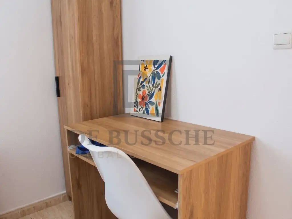 3 sypialnia Mieszkanie do wynajęcia w Torrevieja z basenem - 950 € (Ref: 10081696)