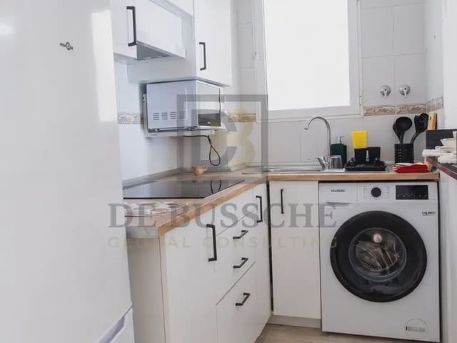 3 sypialnia Mieszkanie do wynajęcia w Antonio Machado, Torrevieja z basenem - 950 € (Ref: 10081696)