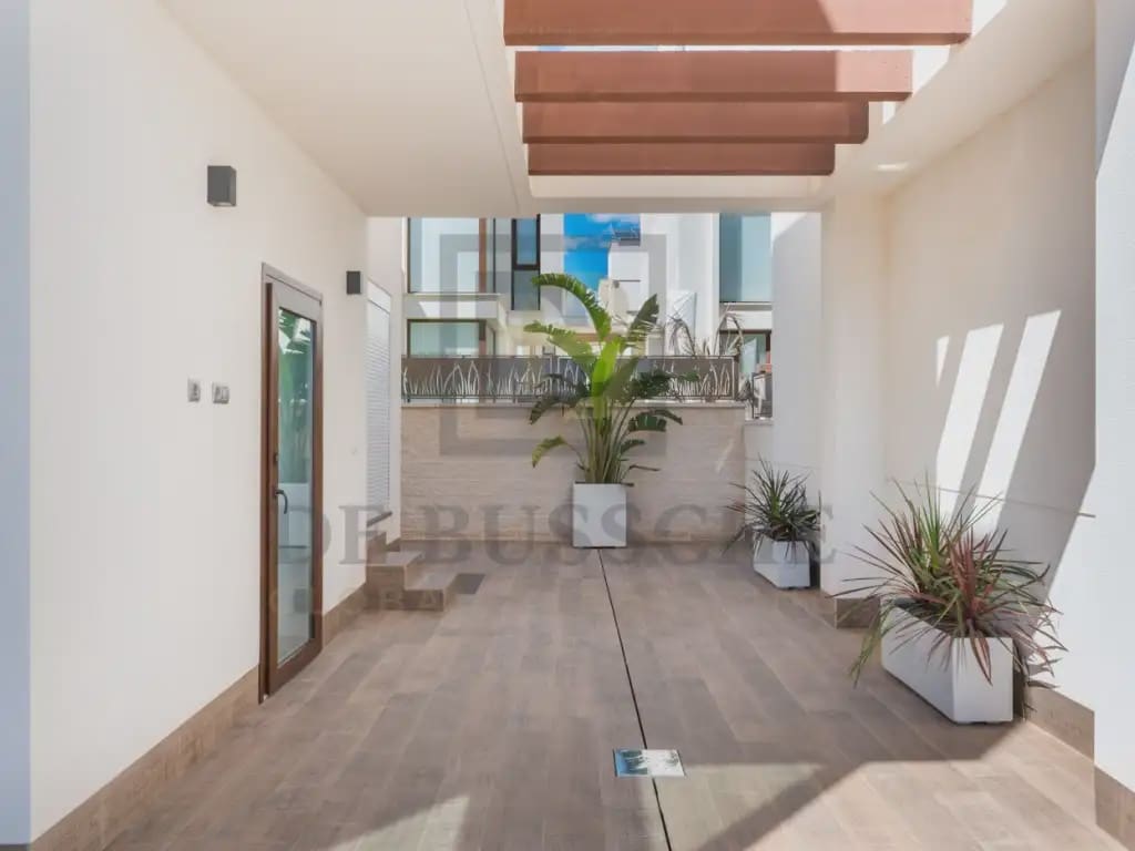 3 sypialnia Willa na sprzedaż w Los Montesinos z garażem - 485 000 € (Ref: 10081697)