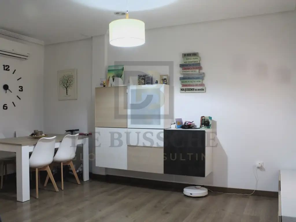 4 makuuhuone Rivitalo myytävänä paikassa Orihuela mukana 
autotalli - 310 000 € (Ref: 10081703)