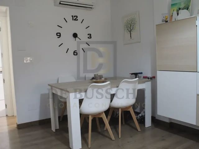 4 makuuhuone Rivitalo myytävänä paikassa Orihuela ciudad, Orihuela mukana 
autotalli - 310 000 € (Ref: 10081703)