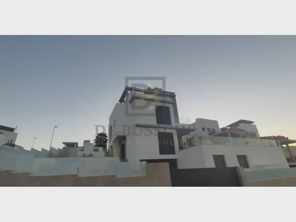 Chalet de 6 habitaciones en Orihuela en venta con piscina garaje - 1.780.000 € (Ref: 10081713)