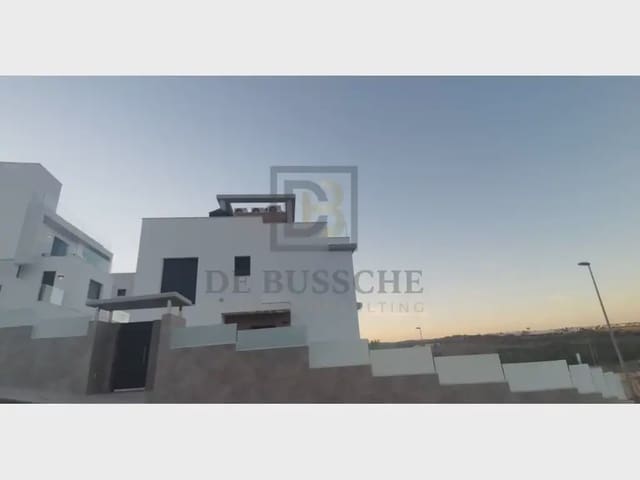 Chalet de 6 habitaciones en Campoamor, Orihuela en venta con piscina garaje - 1.780.000 € (Ref: 10081713)