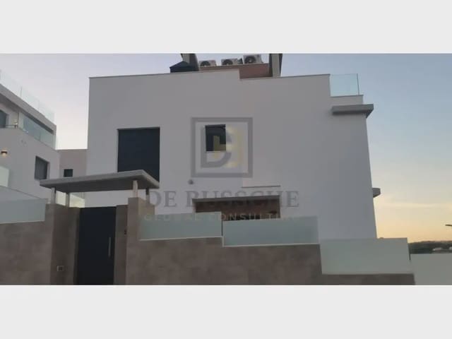 Chalet de 6 habitaciones en Campoamor, Orihuela en venta con piscina garaje - 1.780.000 € (Ref: 10081713)