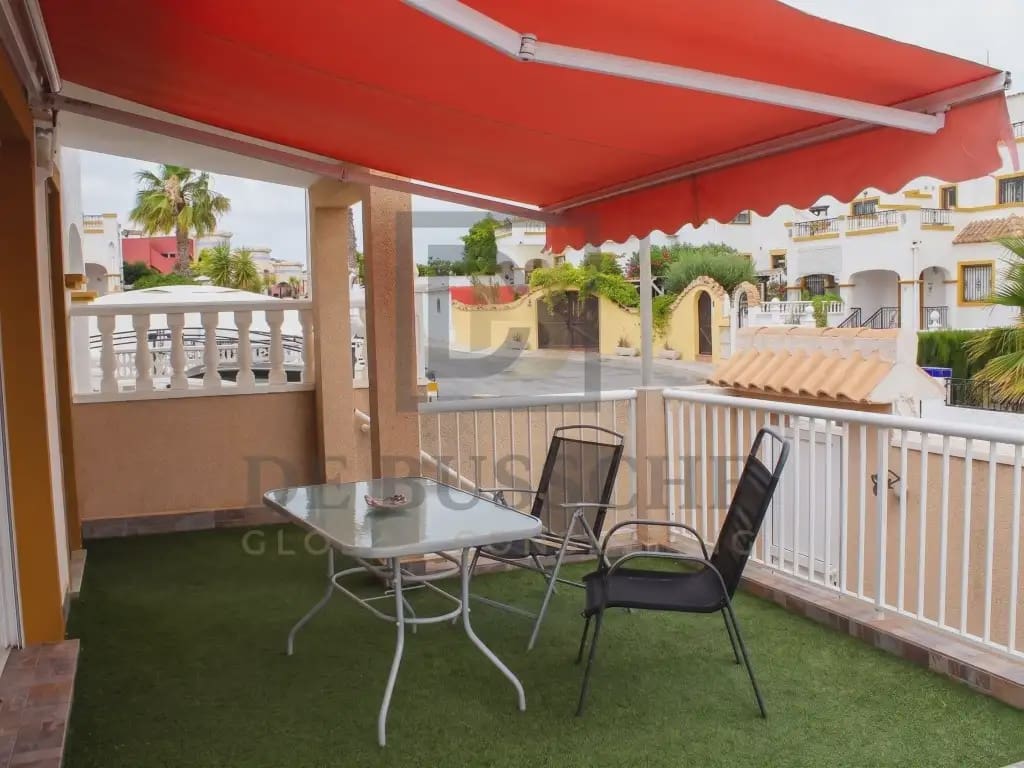 6 soverom Rekkehus til salgs i Orihuela med svømmebasseng garasje - € 280 000 (Ref: 10081714)