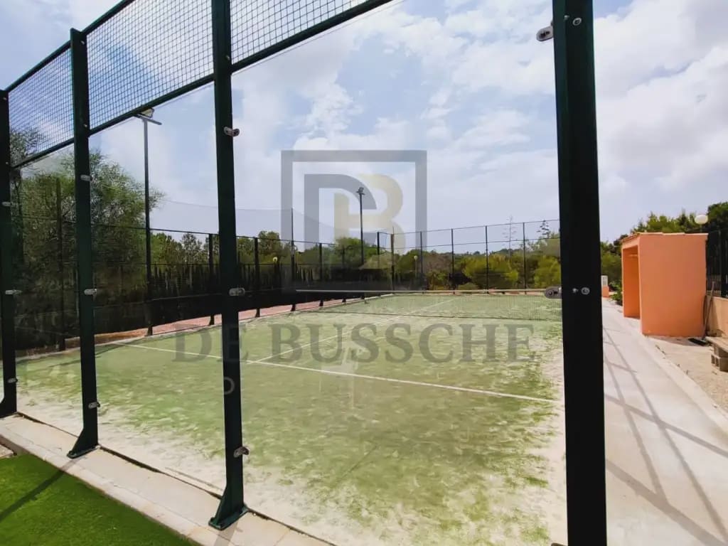 6 soverom Rekkehus til salgs i Orihuela med svømmebasseng garasje - € 280 000 (Ref: 10081714)