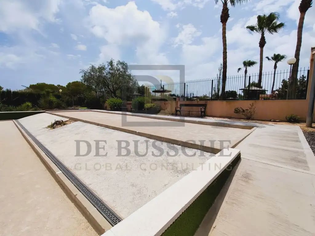6 soverom Rekkehus til salgs i Orihuela med svømmebasseng garasje - € 280 000 (Ref: 10081714)