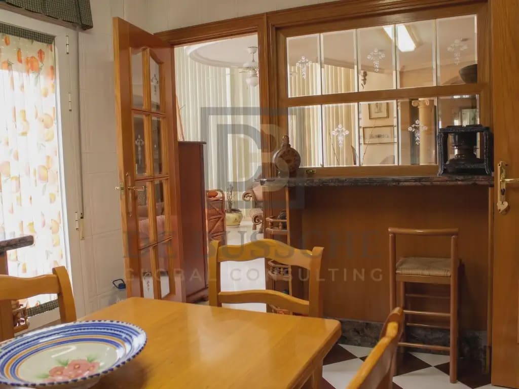 5 soverom Kjedet enebolig til salgs i Orihuela med garasje - € 450 000 (Ref: 10081720)