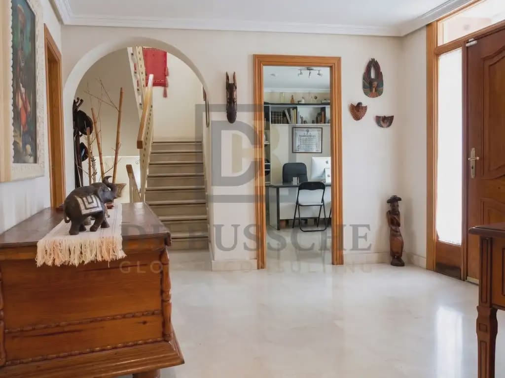 5 soverom Kjedet enebolig til salgs i Orihuela med garasje - € 450 000 (Ref: 10081720)