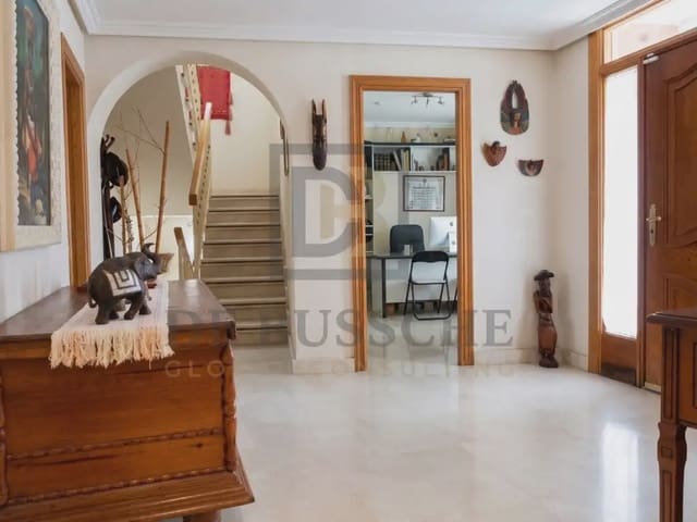 5 soverom Kjedet enebolig til salgs i San Bartolomé, Orihuela med garasje - € 450 000 (Ref: 10081720)