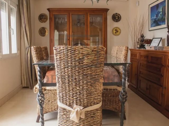 5 soverom Kjedet enebolig til salgs i San Bartolomé, Orihuela med garasje - € 450 000 (Ref: 10081720)