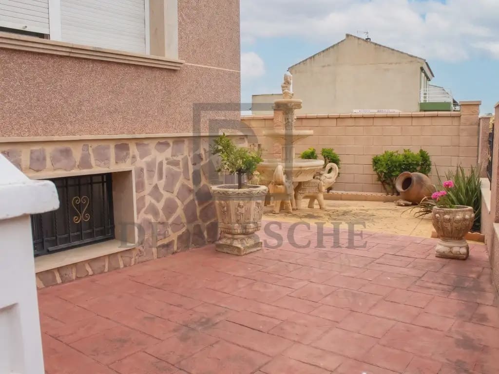 5 soverom Kjedet enebolig til salgs i Orihuela med garasje - € 450 000 (Ref: 10081720)