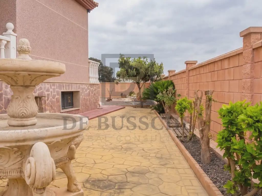 5 soverom Kjedet enebolig til salgs i Orihuela med garasje - € 450 000 (Ref: 10081720)