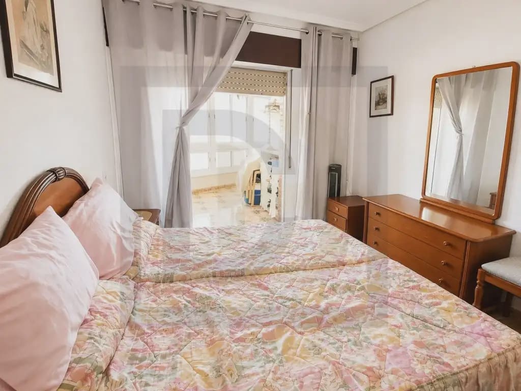 1 soverom Leilighet til salgs i Torrevieja med svømmebasseng garasje - € 170 000 (Ref: 10081721)