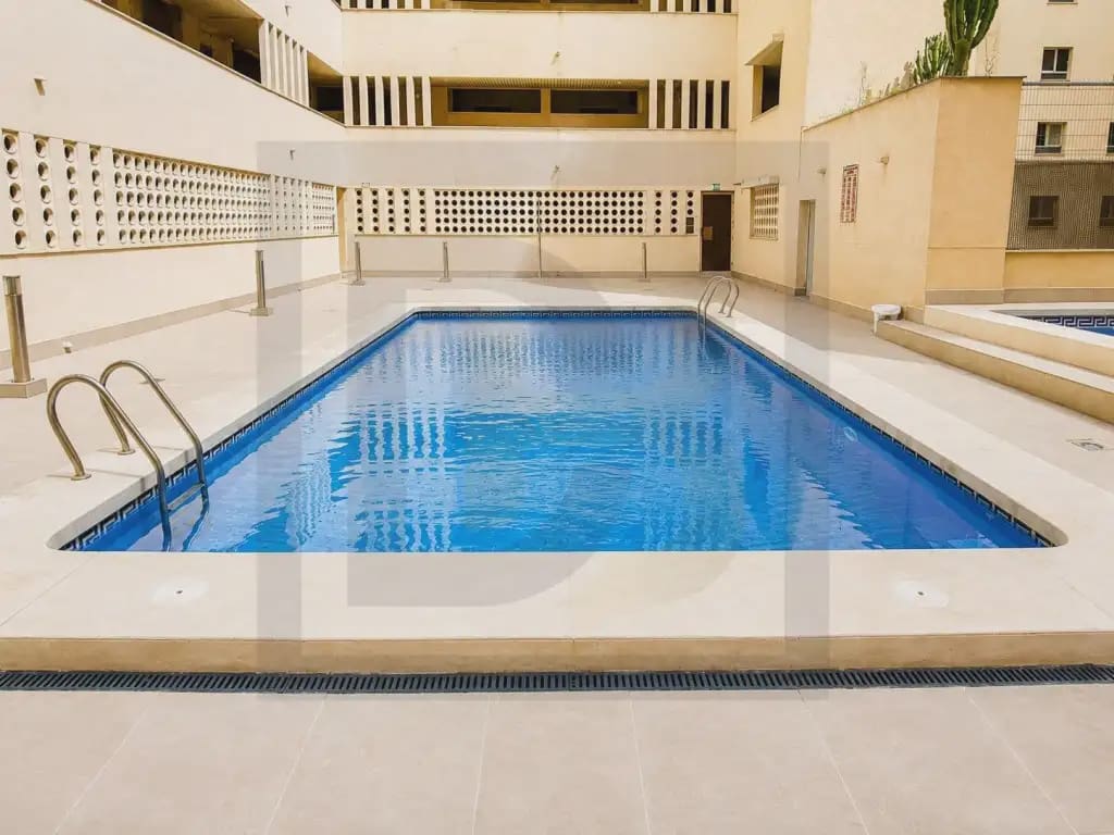 1 soverom Leilighet til salgs i Torrevieja med svømmebasseng garasje - € 170 000 (Ref: 10081721)