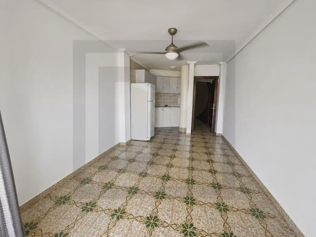 1 soverom Leilighet til salgs i Torrevieja med svømmebasseng garasje - € 170 000 (Ref: 10081721)