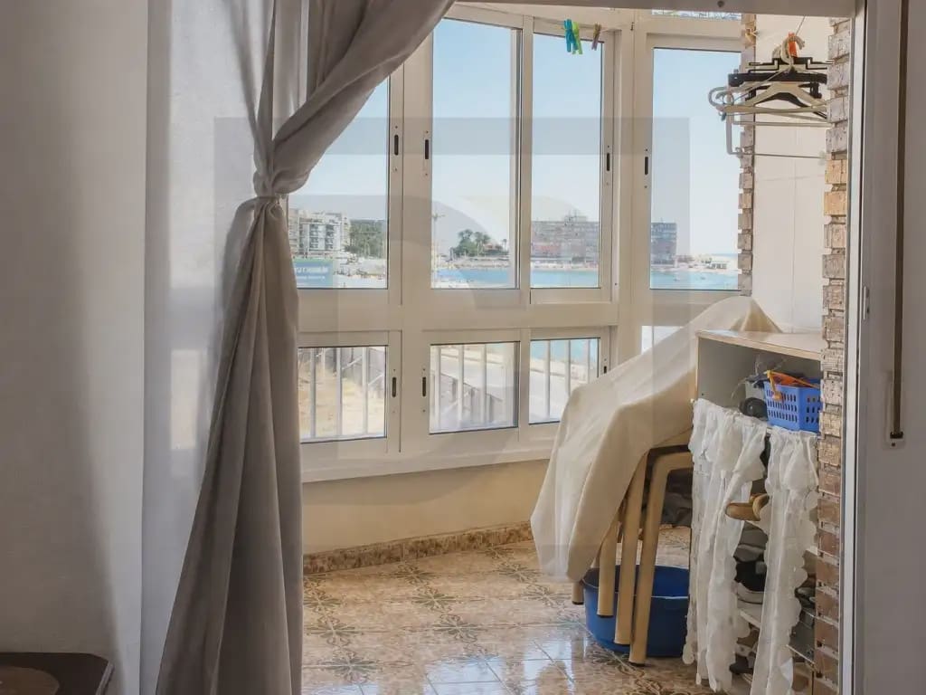 1 soverom Leilighet til salgs i Torrevieja med svømmebasseng garasje - € 170 000 (Ref: 10081721)