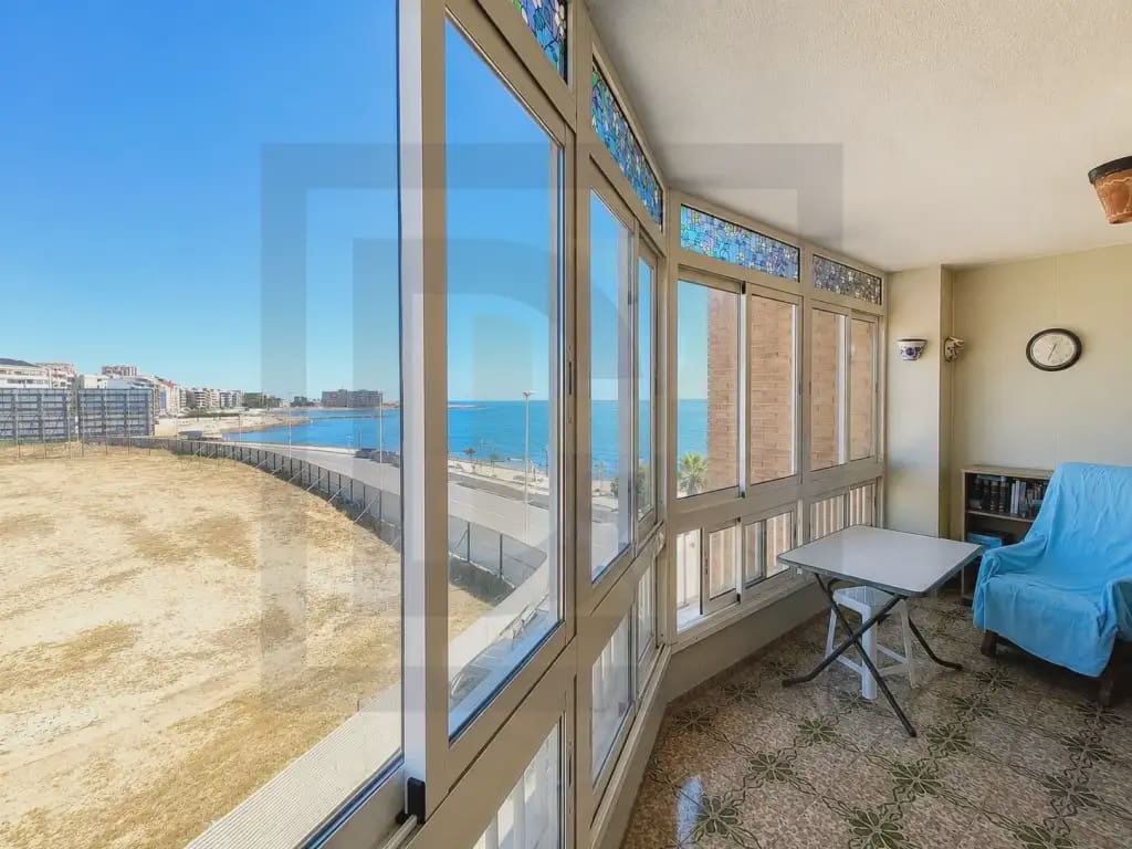 1 soverom Leilighet til salgs i Torrevieja med svømmebasseng garasje - € 170 000 (Ref: 10081721)