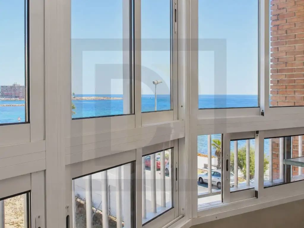 1 soverom Leilighet til salgs i Torrevieja med svømmebasseng garasje - € 170 000 (Ref: 10081721)