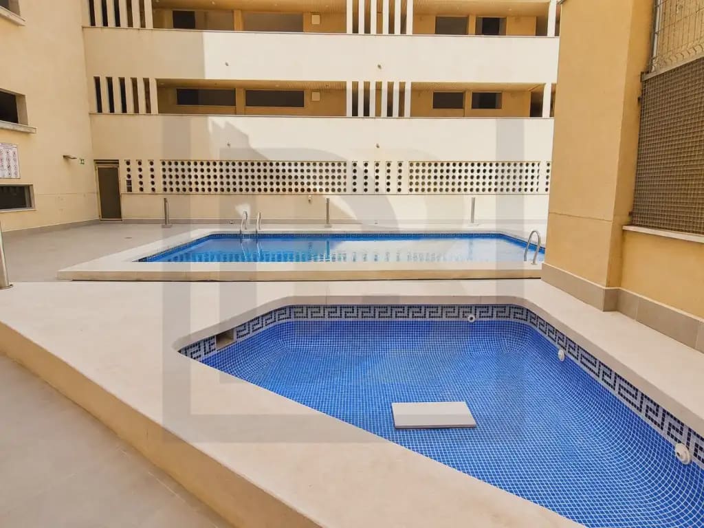1 soverom Leilighet til salgs i Torrevieja med svømmebasseng garasje - € 170 000 (Ref: 10081721)