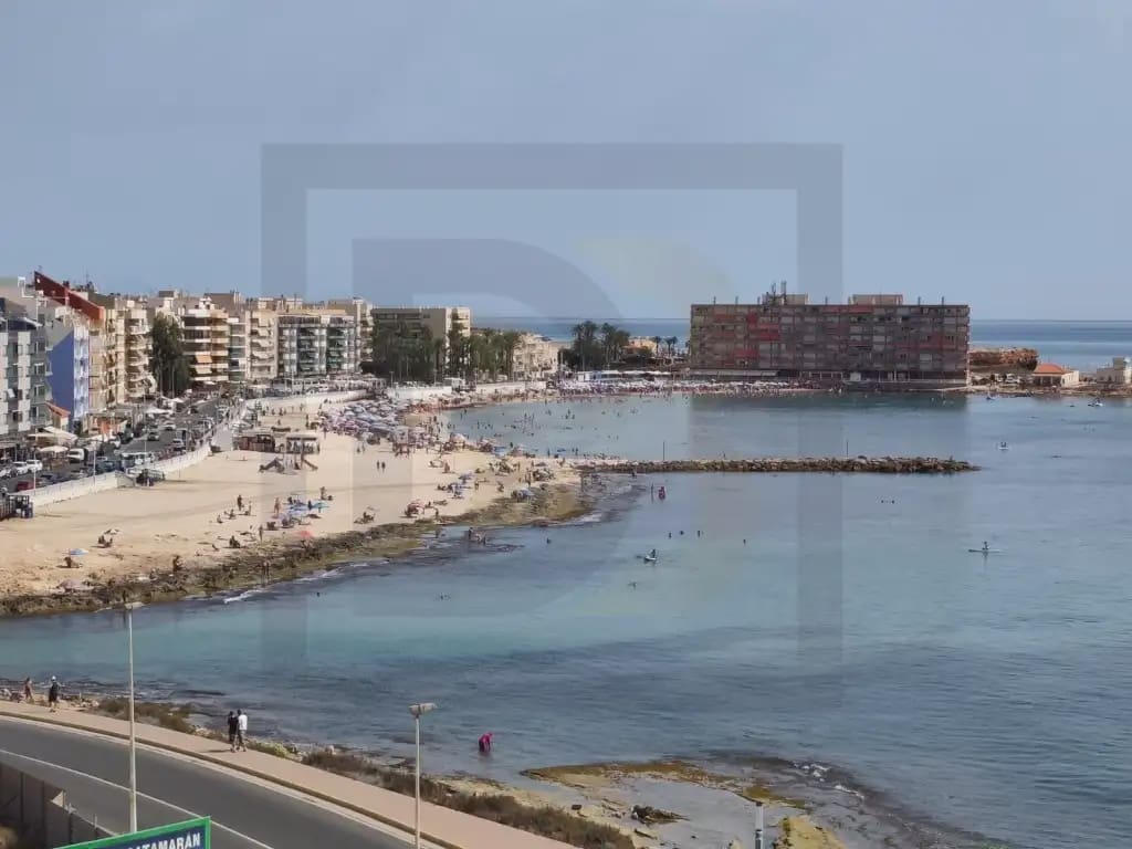 1 soverom Leilighet til salgs i Torrevieja med svømmebasseng garasje - € 170 000 (Ref: 10081721)