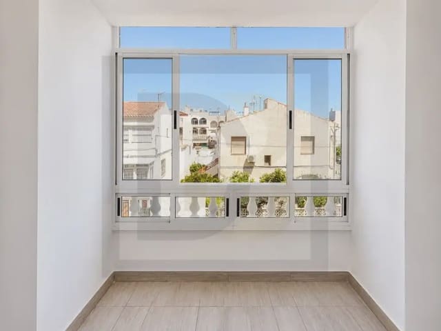 2 sovrum Strandlägenhet till salu i Avenida Habaneras - Curva de Palangre, Torrevieja - 140 000 € (Ref: 10081723)