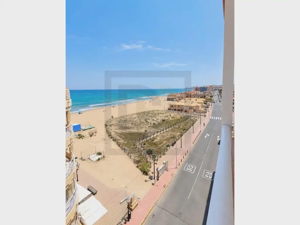 3 slaapkamer Penthouse te koop in Torrevieja - € 299.000 (Ref: 10081724)