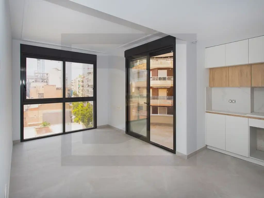 2 quarto Apartamento para venda em Torrevieja - 265 000 € (Ref: 10081729)