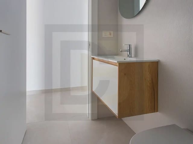 2 quarto Apartamento para venda em Las Piscinas Naturales, Torrevieja - 265 000 € (Ref: 10081729)