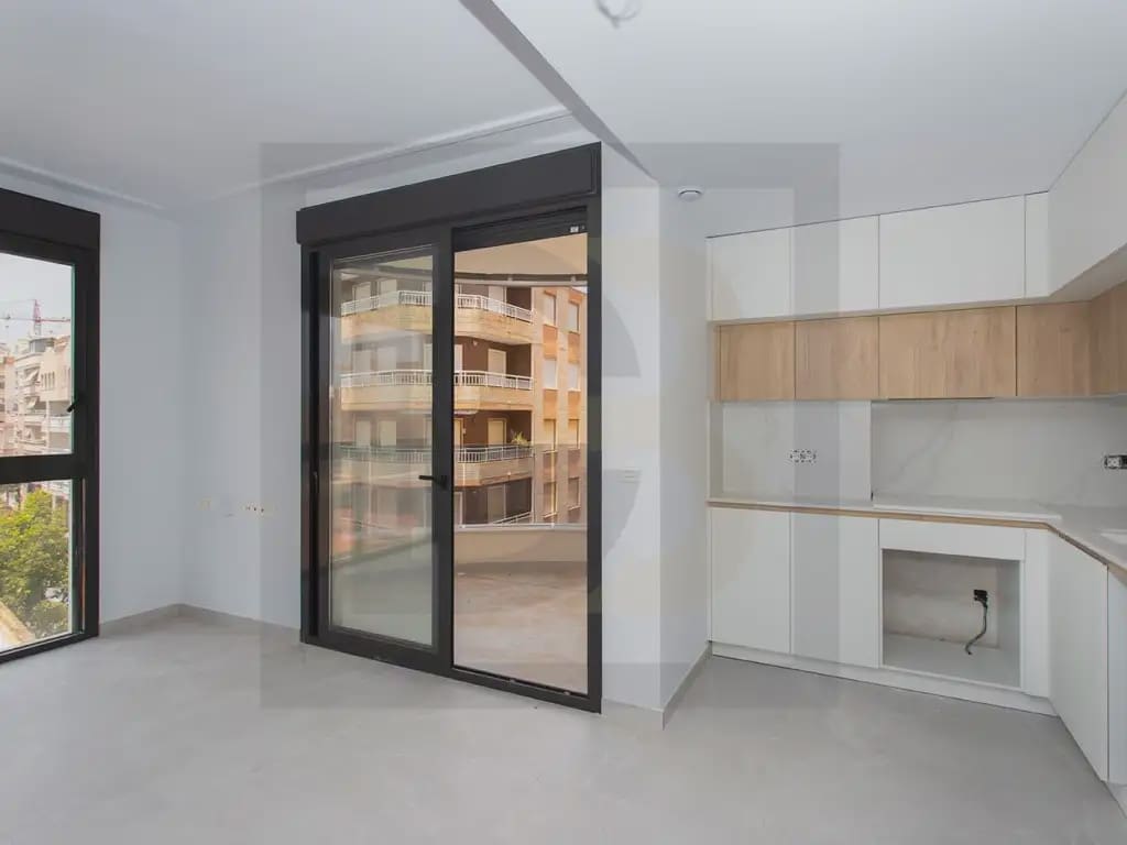 2 quarto Apartamento para venda em Torrevieja - 265 000 € (Ref: 10081729)