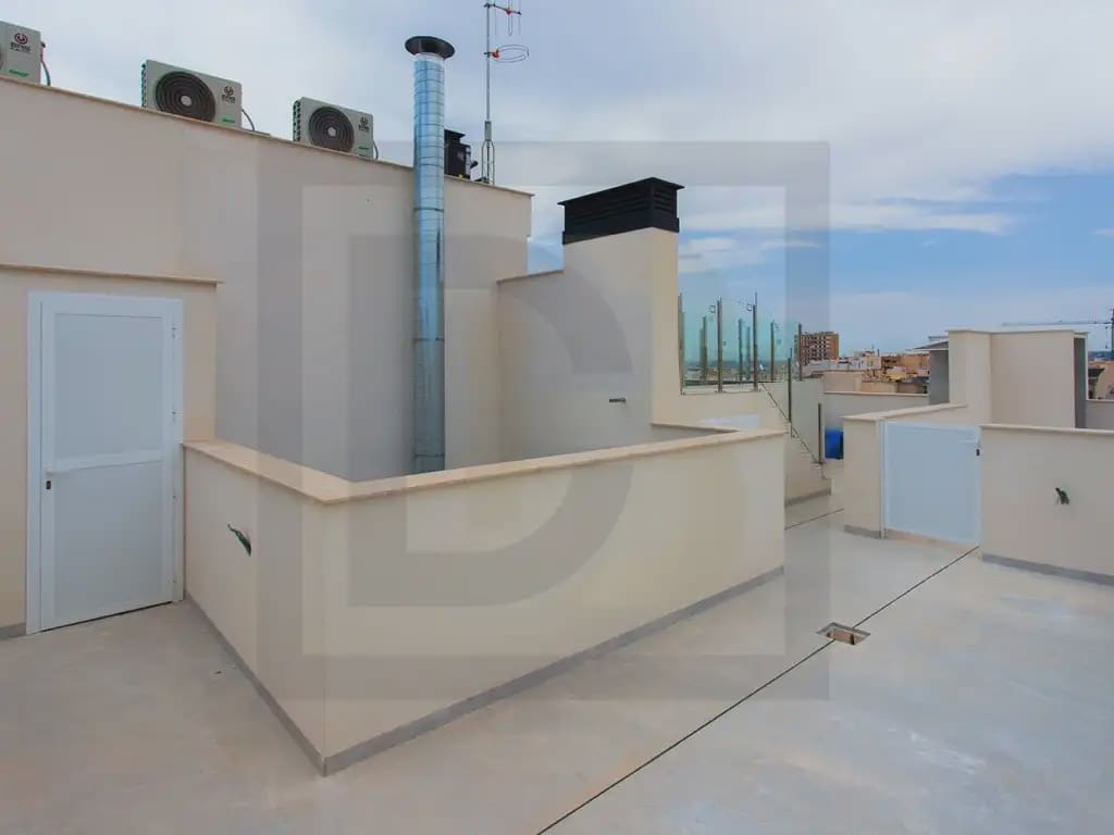2 quarto Apartamento para venda em Torrevieja - 265 000 € (Ref: 10081729)
