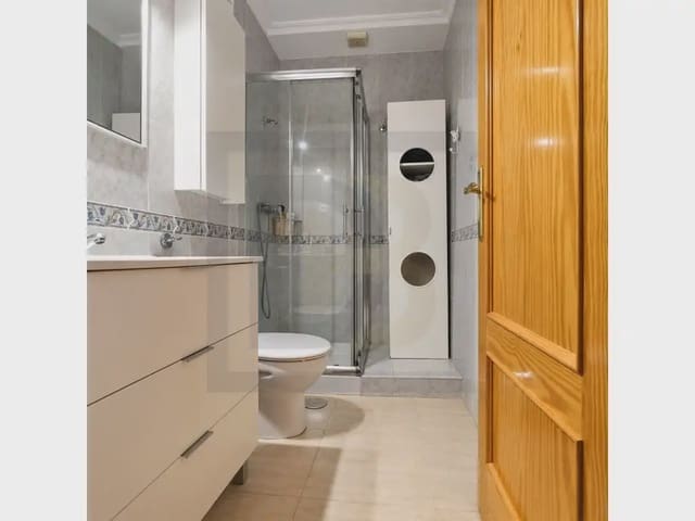 4 chambre Villa/Maison Mitoyenne à vendre à Santiago de la Ribera, San Javier avec piscine - 225 000 € (Ref: 10081733)