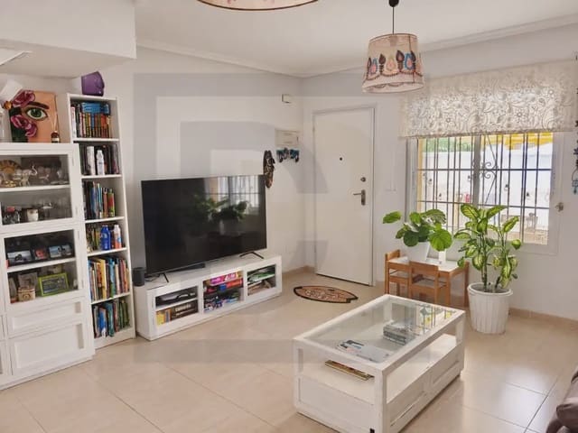 4 chambre Villa/Maison Mitoyenne à vendre à Santiago de la Ribera, San Javier avec piscine - 225 000 € (Ref: 10081733)