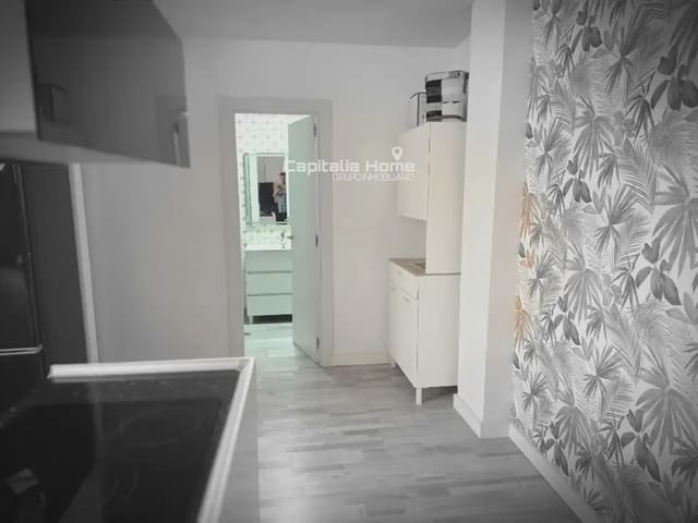 3 slaapkamer Penthouse te koop in Mercado, Alicante stad - € 250.000 (Ref: 10081602)
