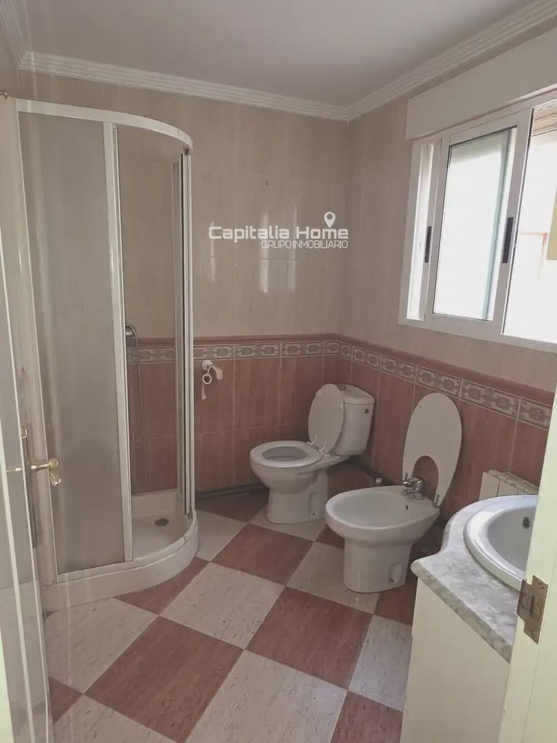 4 quarto Apartamento para venda em Ibi - 140 000 € (Ref: 10081603)
