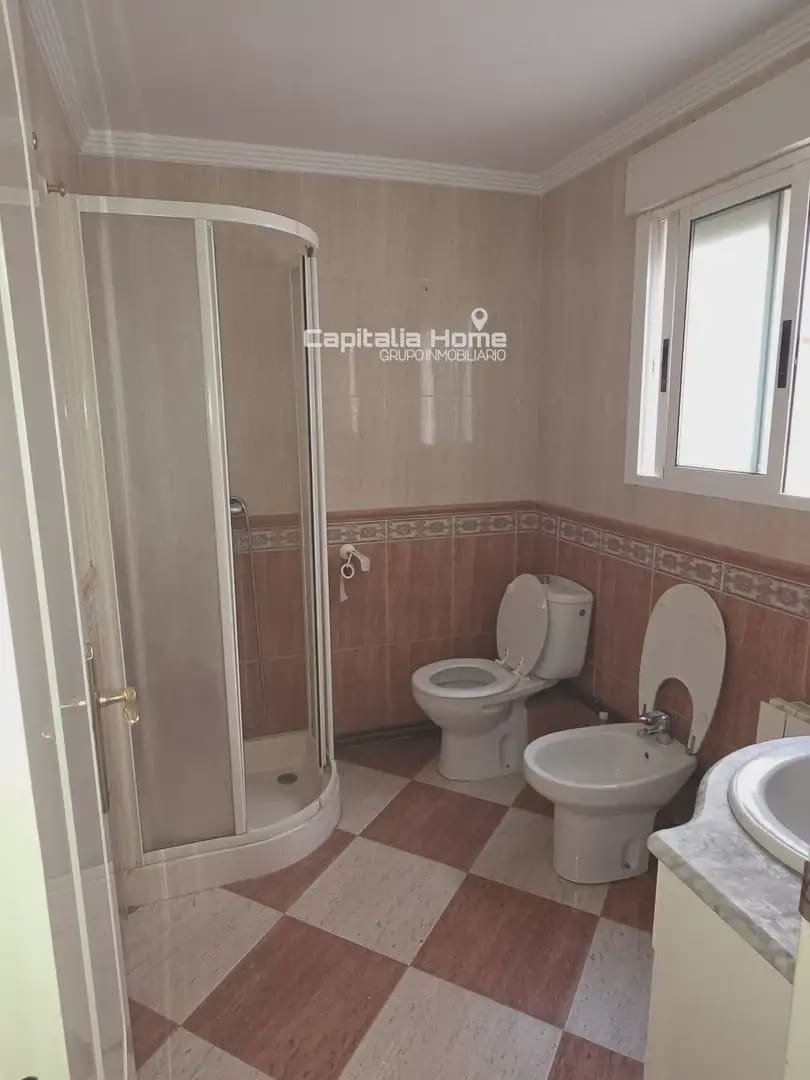 4 quarto Apartamento para venda em Ibi - 140 000 € (Ref: 10081603)