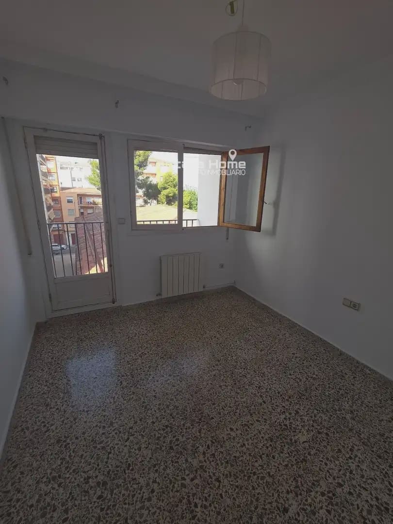 4 quarto Apartamento para venda em Ibi - 140 000 € (Ref: 10081603)