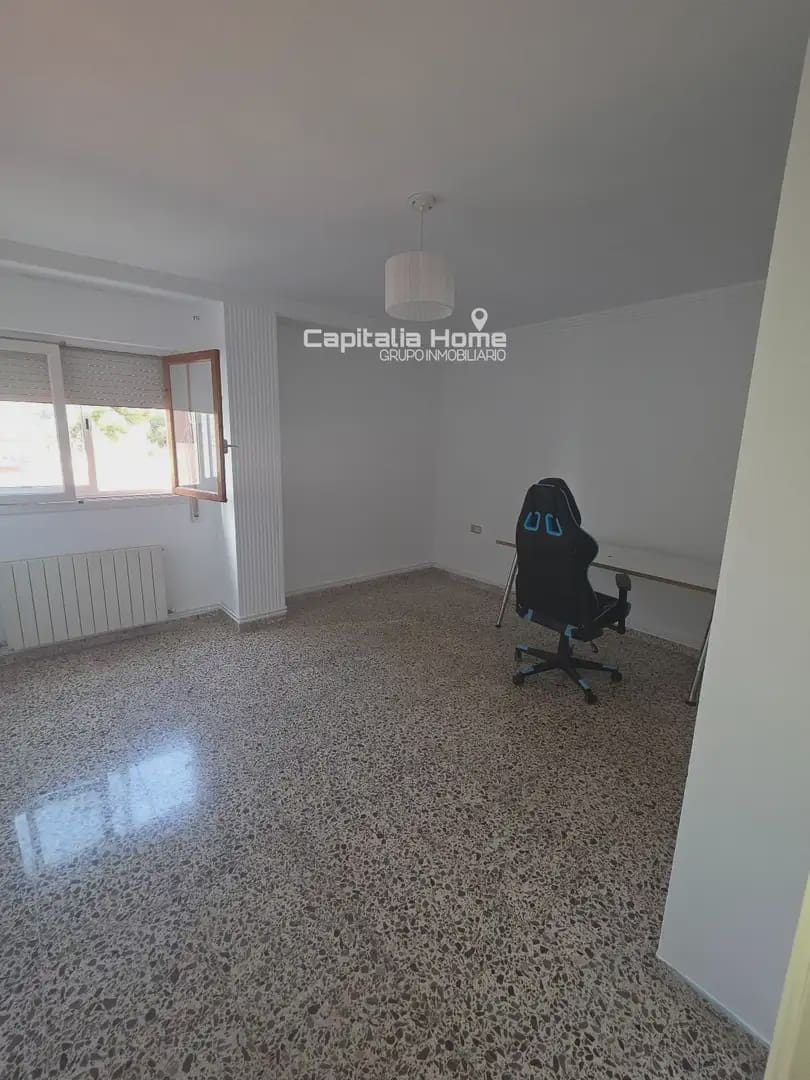 4 quarto Apartamento para venda em Ibi - 140 000 € (Ref: 10081603)