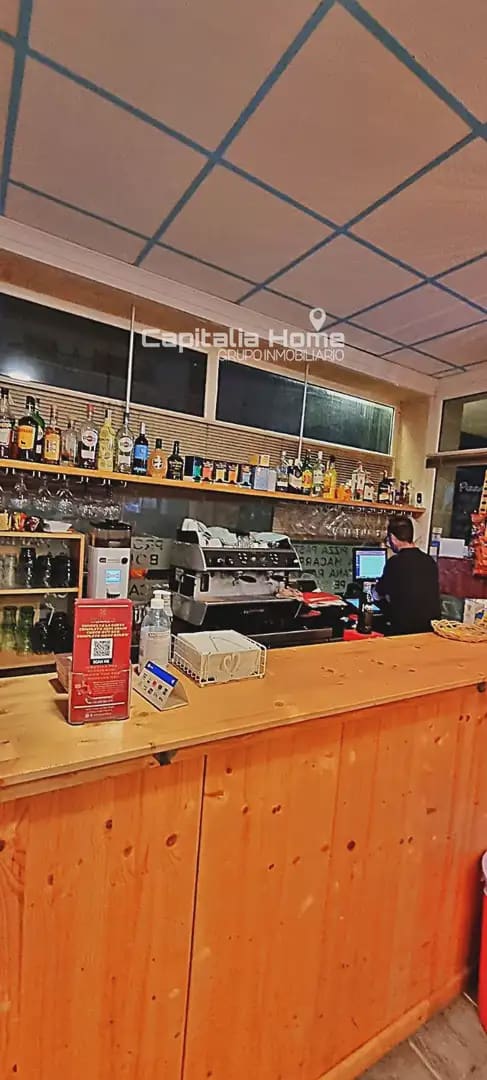 Kommersiell till salu i Santa Eulalia / Santa Eularia - 220 000 € (Ref: 10081605)