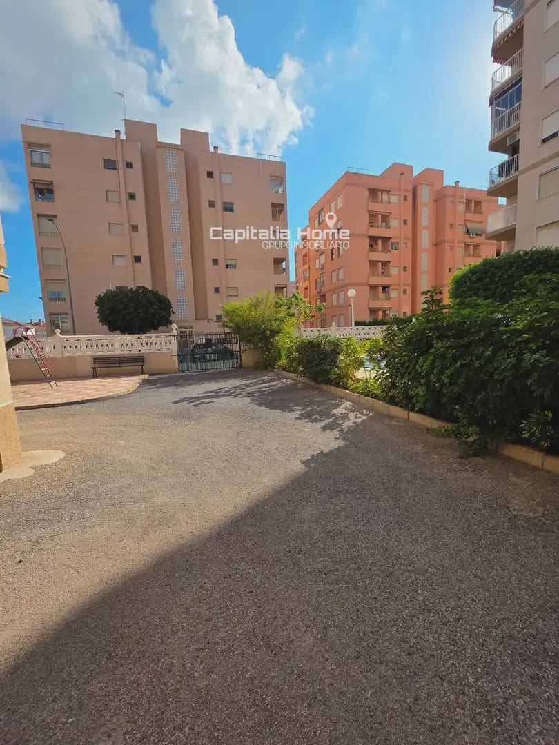 2 soveværelse Lejlighed til salg i Santa Pola med swimmingpool garage - € 299.000 (Ref: 10081607)